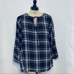 LOFT Womans Black & White Long Sleeve Plaid Blouse Size M **JUST REDUCED!**